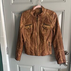 Brown Leather Motorcycle Jacket with Stand-Up Collar and Fitted Silhouette